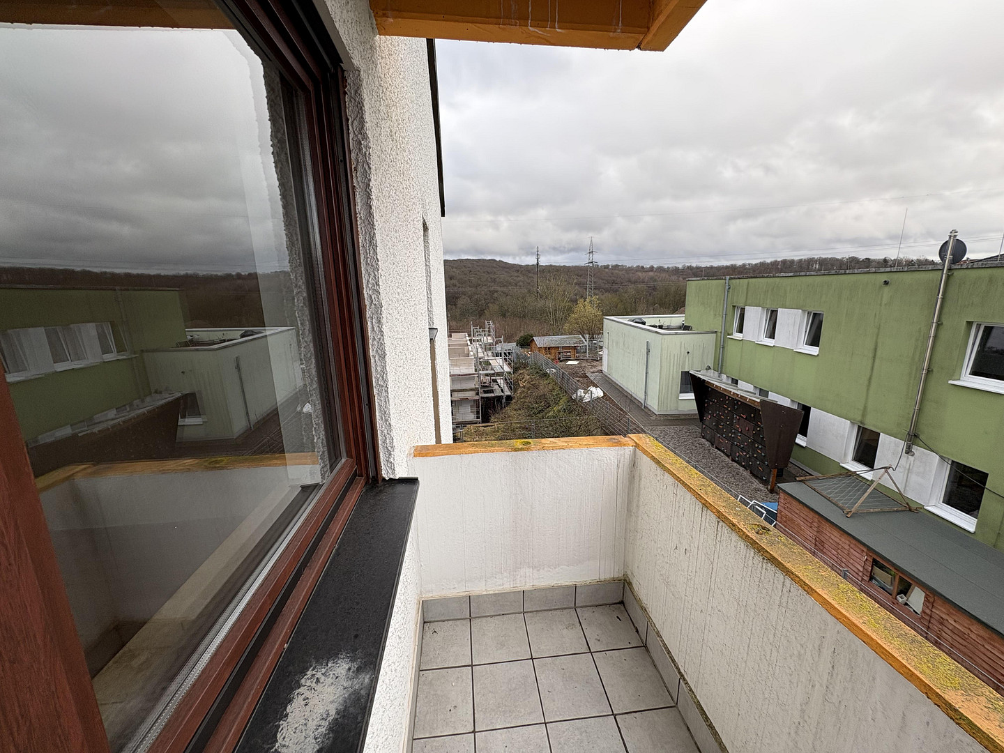 3 Zimmer-Küche-Bad, 2 Balkone, Stellplatz, Keller – Jenneweg 129, 66113 Saarbrücken(Malstatt) – Vorschaubild 11