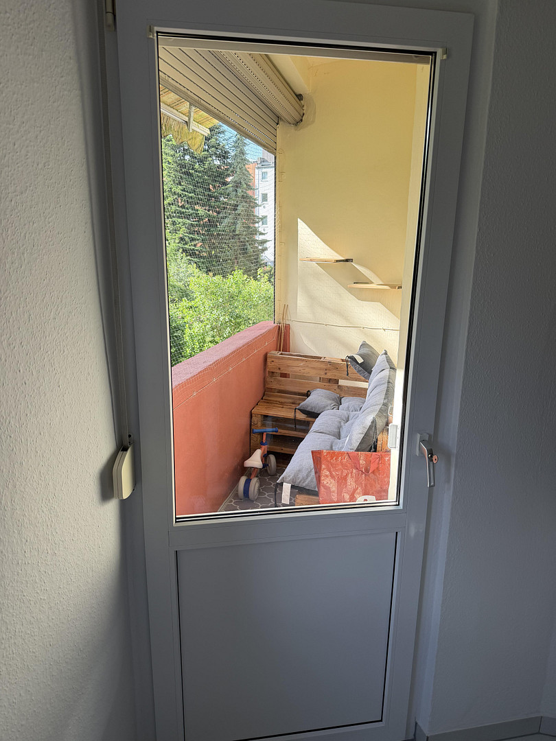 Schön geschnittene Dreizimmerwohnung mit Wohnküche – Köln(Buchheim) – Vorschaubild 7