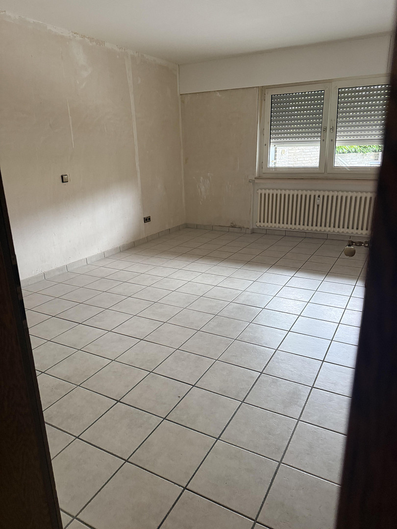 3,5 Zi., 98qm im EG, modernes Bad ,mit Terrasse – Oberhausen(Sterkrade) – Vorschaubild 3