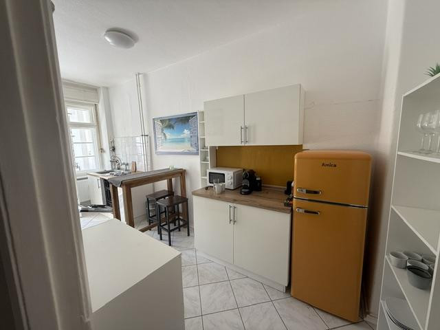 Für Singles oder Paare: Voll möbliert mit Sonnenbalkon in Neu-Westend – Reichsstrasse 66, 14052 Berlin(Westend) – Vorschaubild 2