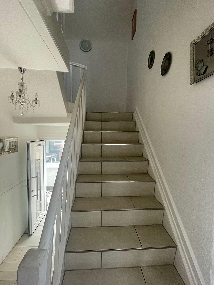 Helle 4-Zimmer-DHH mit Garten/Keller in WI-Bierstadt (TOP LAGE) – Wiesbaden – Vorschaubild 8
