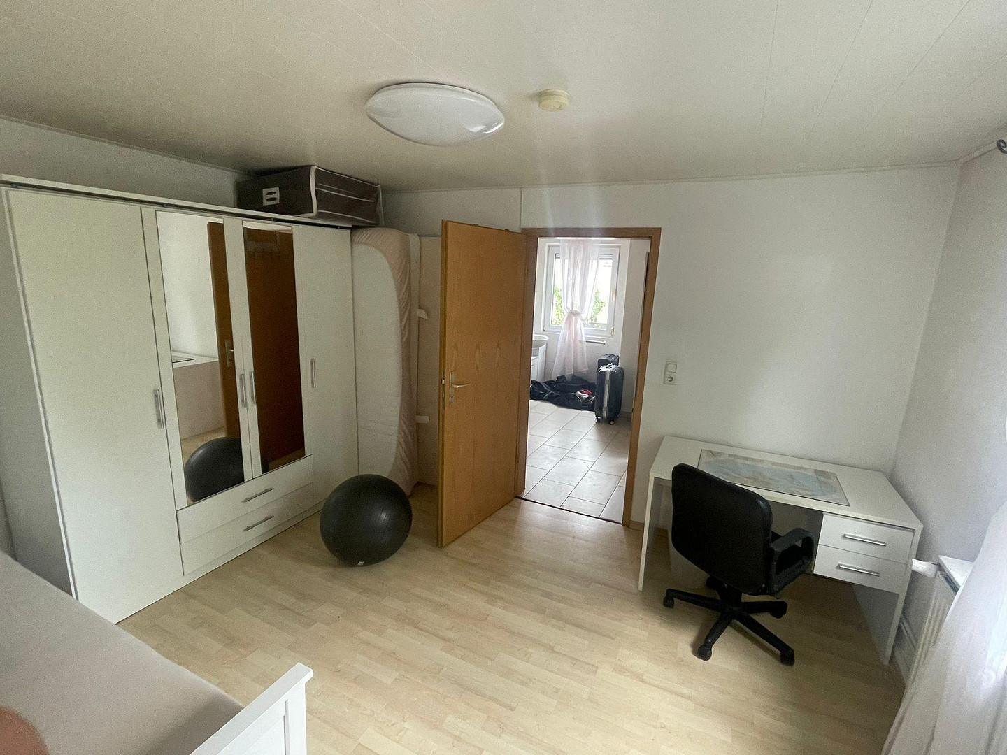 Helle 4-Zimmer-DHH mit Garten/Keller in WI-Bierstadt (TOP LAGE) – Wiesbaden – Vorschaubild 5