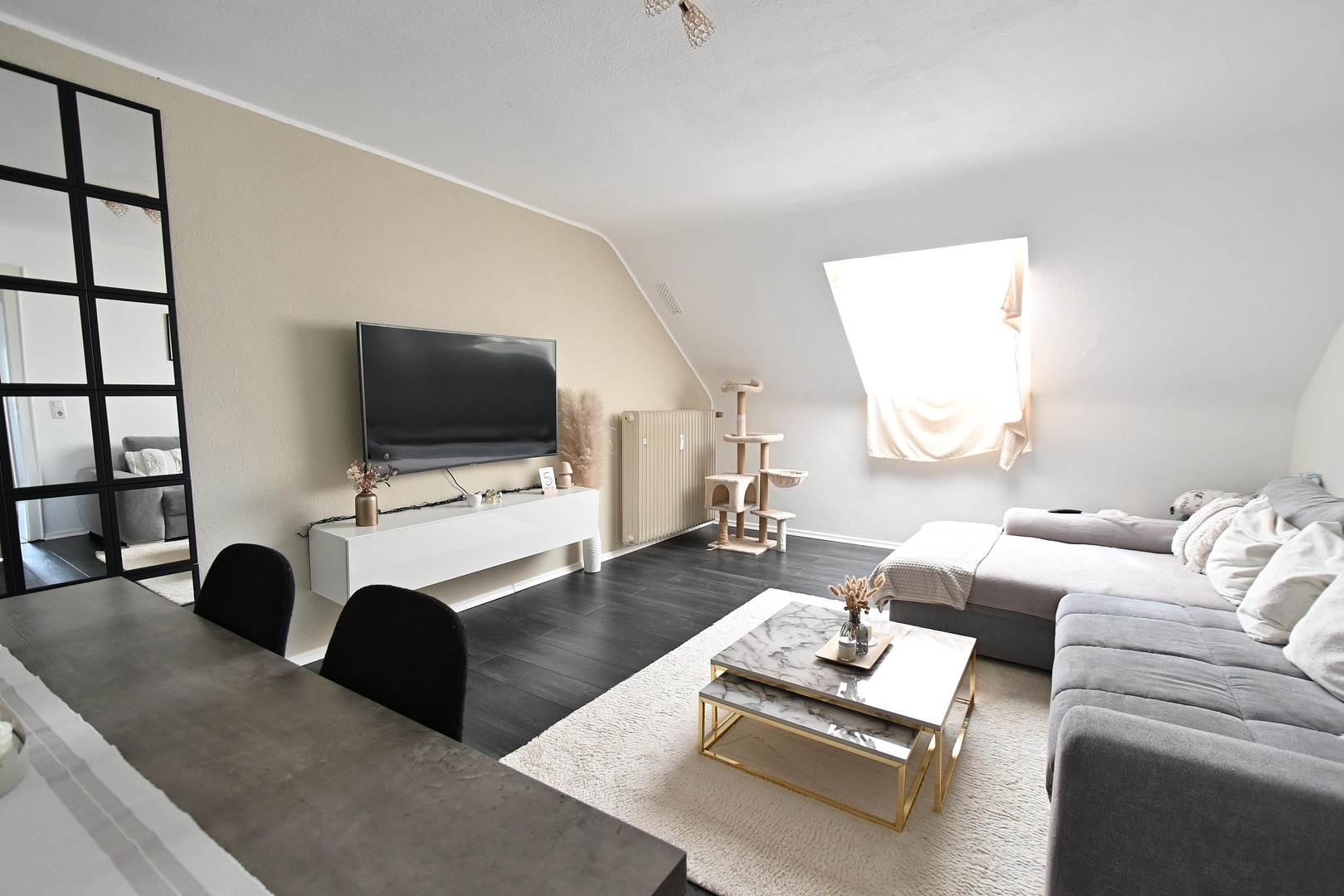 Charmante Dachgeschosswohnung in Köln-Lind – gemütliches Wohnen mit Flair – Frankfurter Str.98, 51147 Köln(Wahn) – Vorschaubild 6