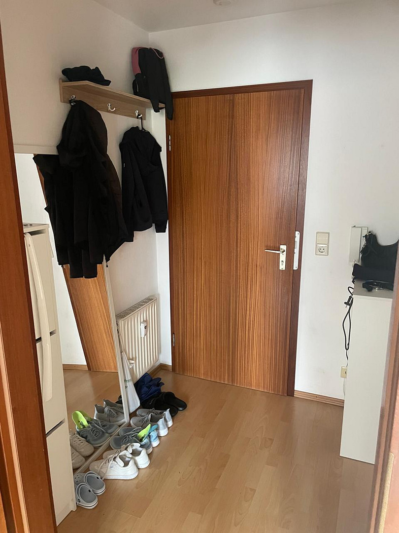 Moderne 2-Zi-Whg mit Balkon,Keller, Garten – Ulrichstraße 34, 72764 Reutlingen – Vorschaubild 6