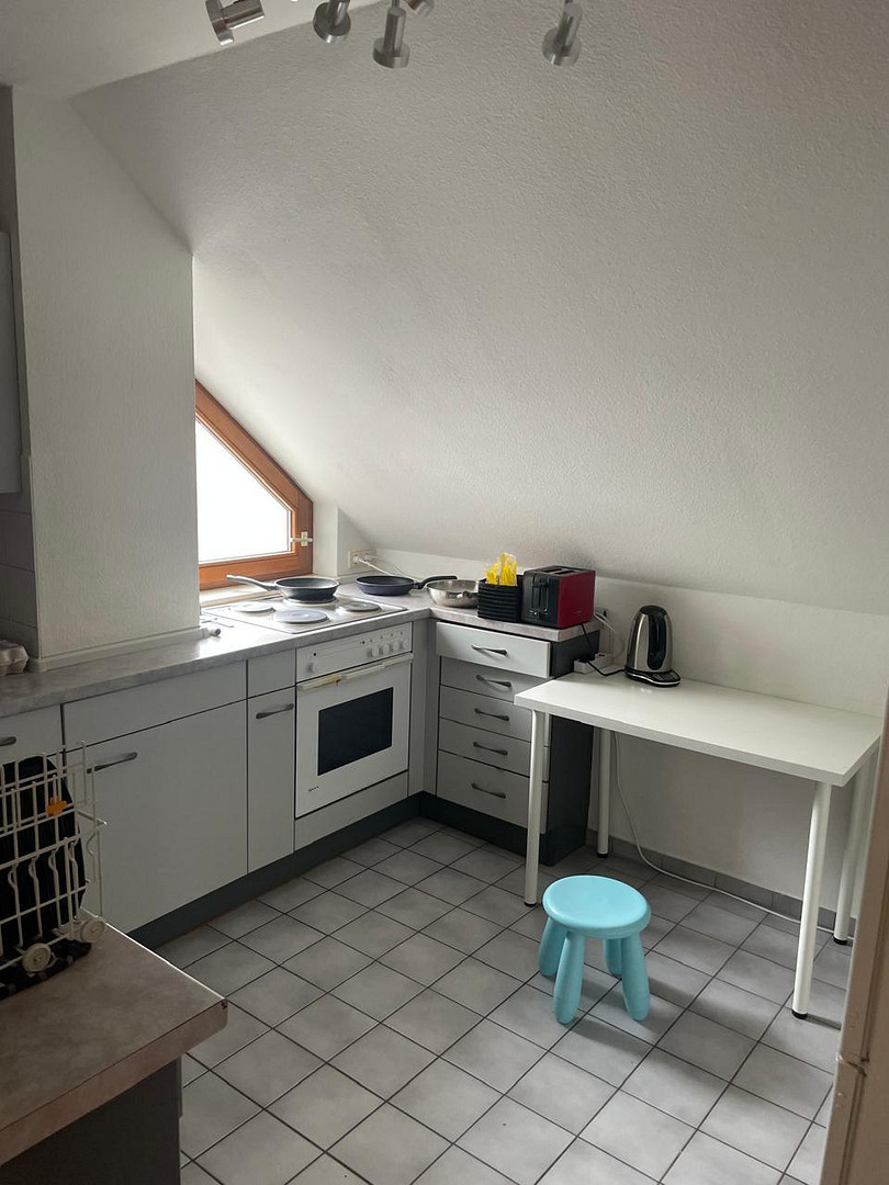 Moderne 2-Zi-Whg mit Balkon,Keller, Garten – Ulrichstraße 34, 72764 Reutlingen – Vorschaubild 10