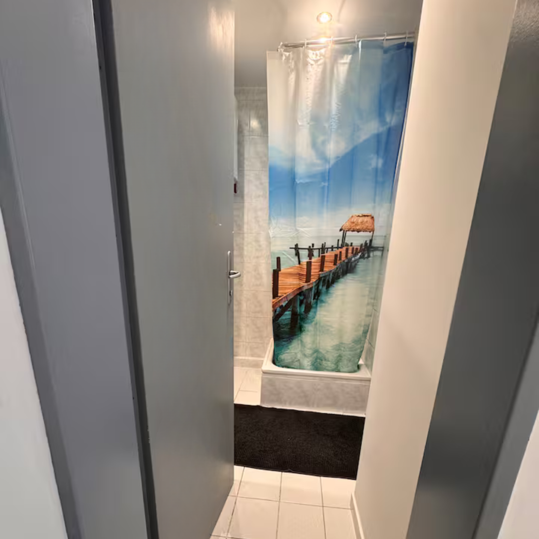 Penthouse-Feeling in Bogenhausen: 2-Zi.-Wohnung mit Alpenblick von privat – München(Bogenhausen) – Vorschaubild 6