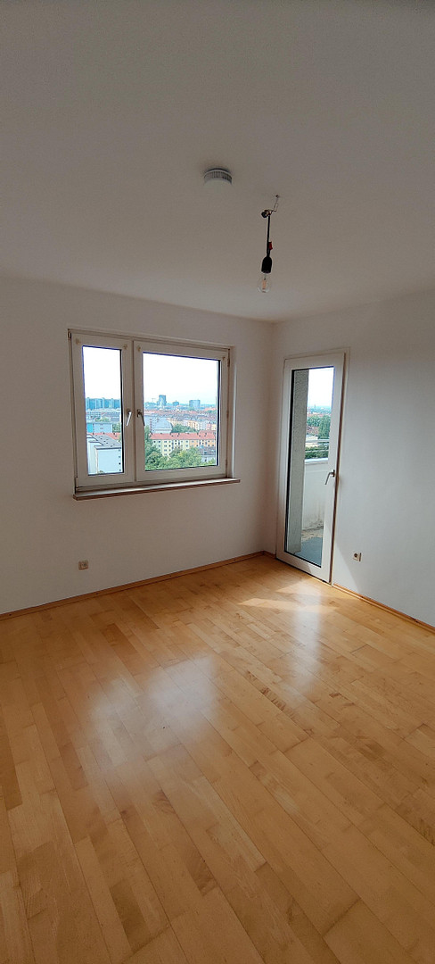 Penthouse-Feeling in Bogenhausen: 2-Zi.-Wohnung mit Alpenblick von privat – München(Bogenhausen) – Vorschaubild 7
