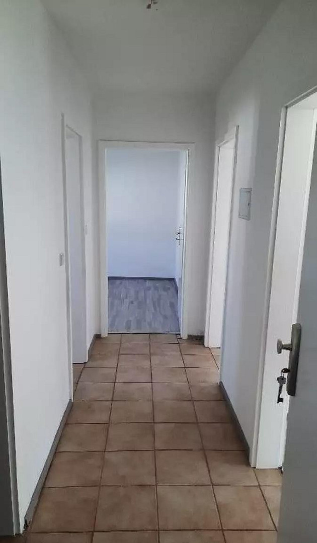 ⭐️⭐️⭐️Helle 3-Zimmer-Wohnung mit Einbauküche, Gartennutzung in Sankt Augustin – ab 01.09. – Goethestr. 18, 53757 Sankt Augustin – Vorschaubild 4