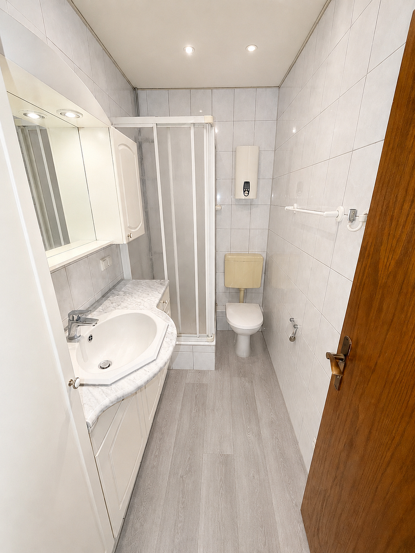 Ab sofort: renovierte 3,5-Zimmer-Wohnung mit 2 Bädern und 2 Balkonen – Soester Straße 1, 45307 Essen(Kray) – Vorschaubild 12
