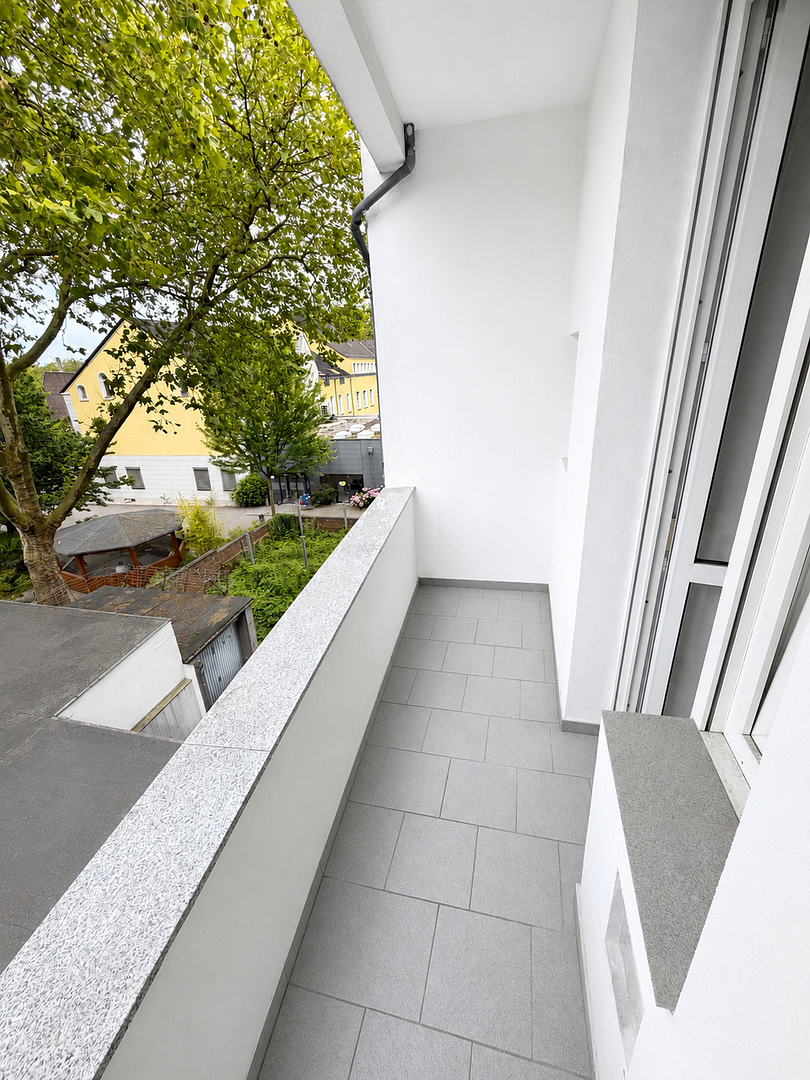 Ab sofort: renovierte 3,5-Zimmer-Wohnung mit 2 Bädern und 2 Balkonen – Soester Straße 1, 45307 Essen(Kray) – Vorschaubild 10