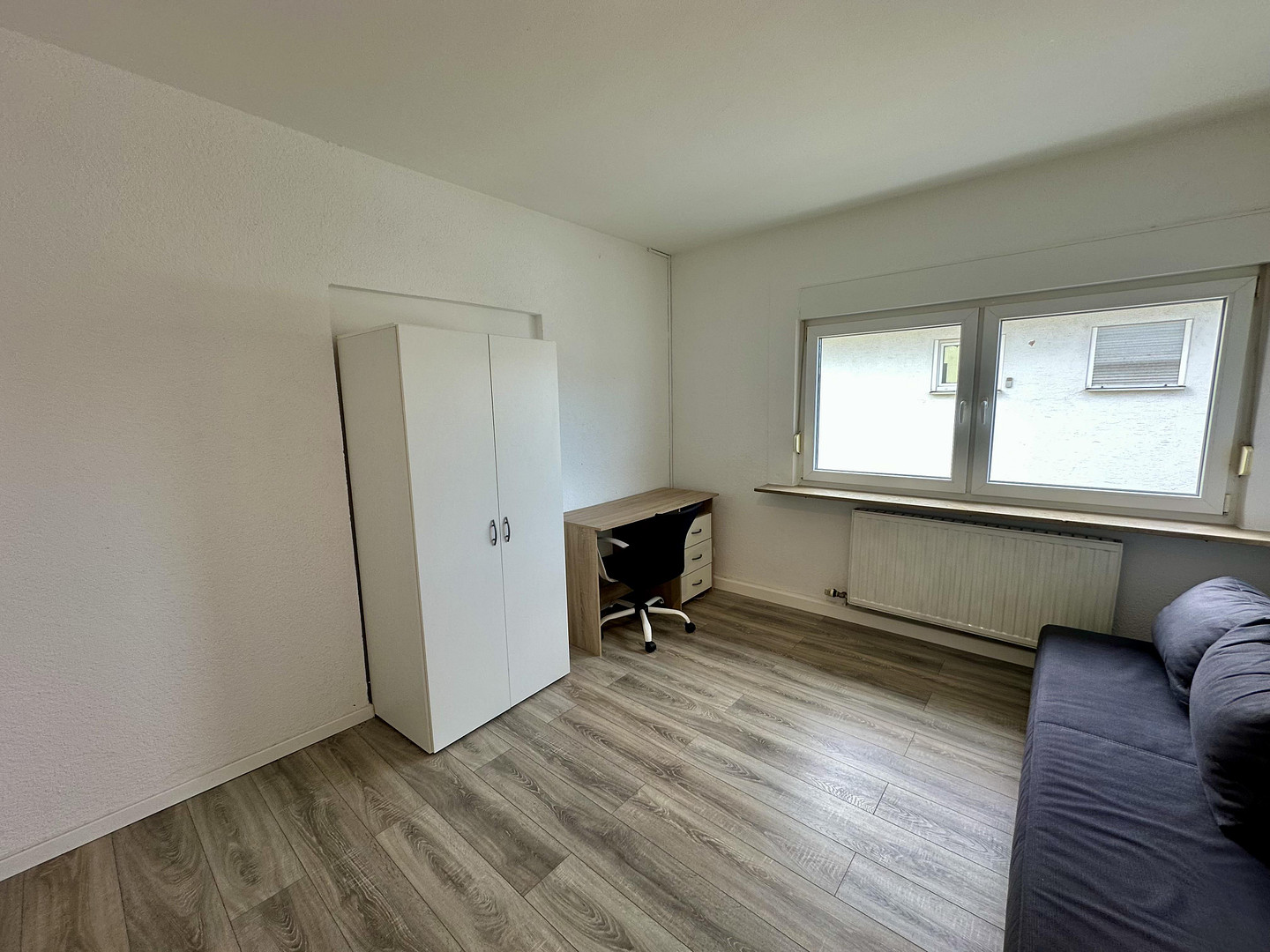 Helles möbliertes WG-Zimmer in Heilbronn-Böckingen – Blumhardtstraße 12/1, 74078 Heilbronn(Böckingen) – Vorschaubild 2