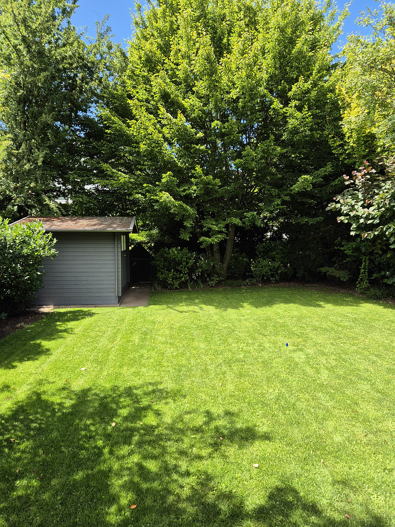 Frankfurt-Süd, in Dietzenbach-Steinberg, sehr schönes Haus mit großem Garten, Garage, EBK und Sauna. – 60598 Frankfurt am Main(Sachsenhausen) – Vorschaubild 4
