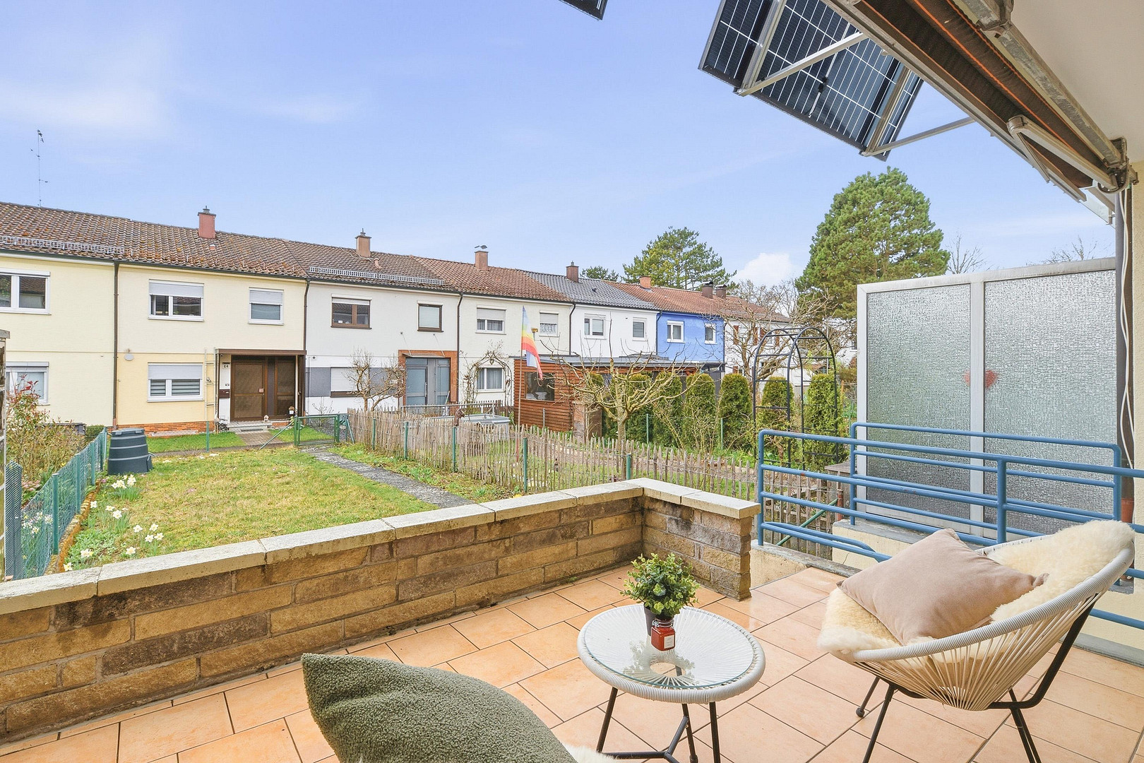 Reihenhaus in Ulm-Böfingen sofort frei – mit Garten, Keller und Terrasse – Ulm(Böfingen) – Vorschaubild 2