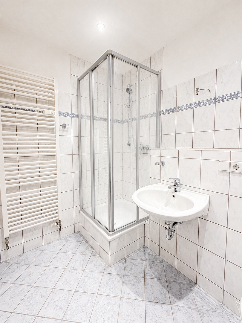 🔥 1 Monat mietfrei | Helle Altbauwohnung mit hohen Decken & EBK im Zentrum 🔥 – Agnesstraße 24, 6844 Dessau-Roßlau(Dessau) – Vorschaubild 7