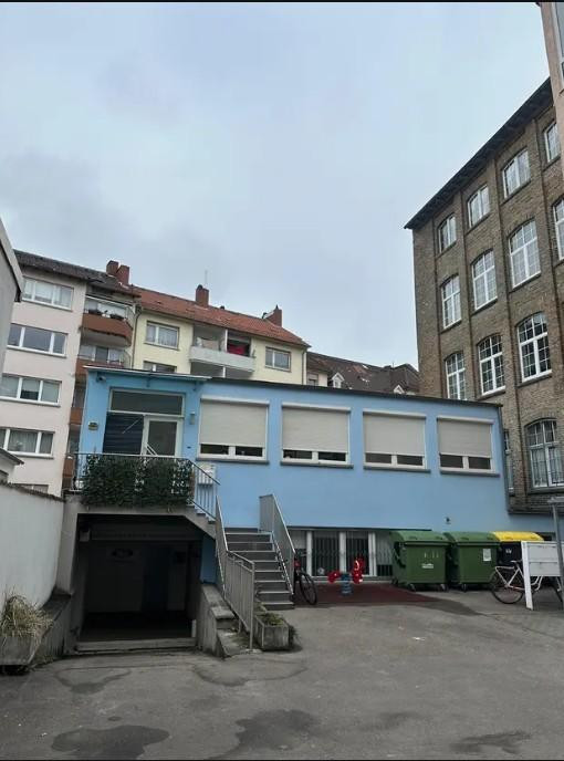 Wohn- und Geschäftshaus in zentraler Lage