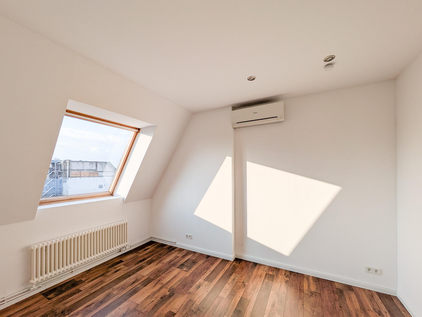 105m² klimatisierte Dachgeschosswohnung in Berlin-Friedenau – Berlin(Friedenau) – Vorschaubild 7