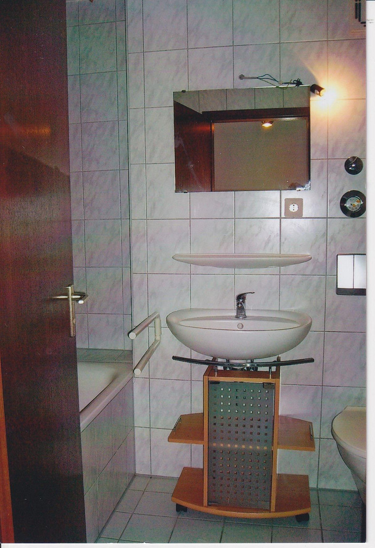1,5-Zi-Wohnung mit Gartenzugang, 20qm Hobbyraum, Garagen, Stgt-Sommerrain – top angebunden – Stuttgart Sommerrain(Sommerrain) – Vorschaubild 4
