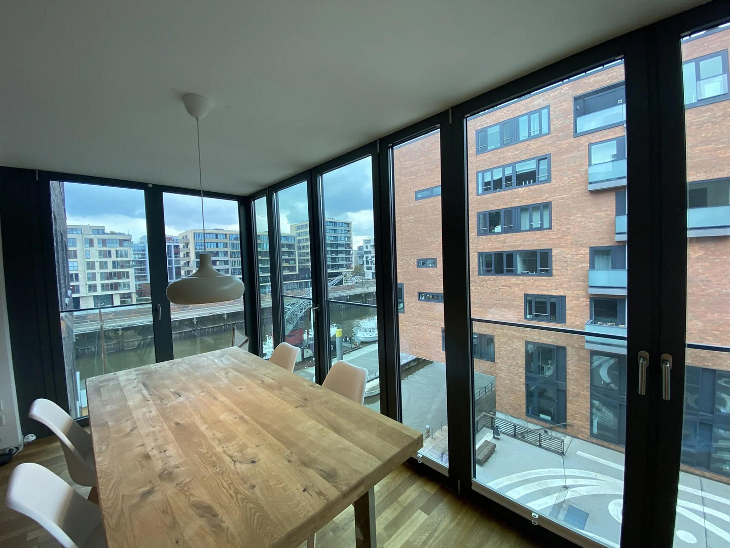 HafenCity-Wohnung mit 1 Schlafzimmer  in der Speicherstadt – Hamburg(Hafencity) – Vorschaubild 2