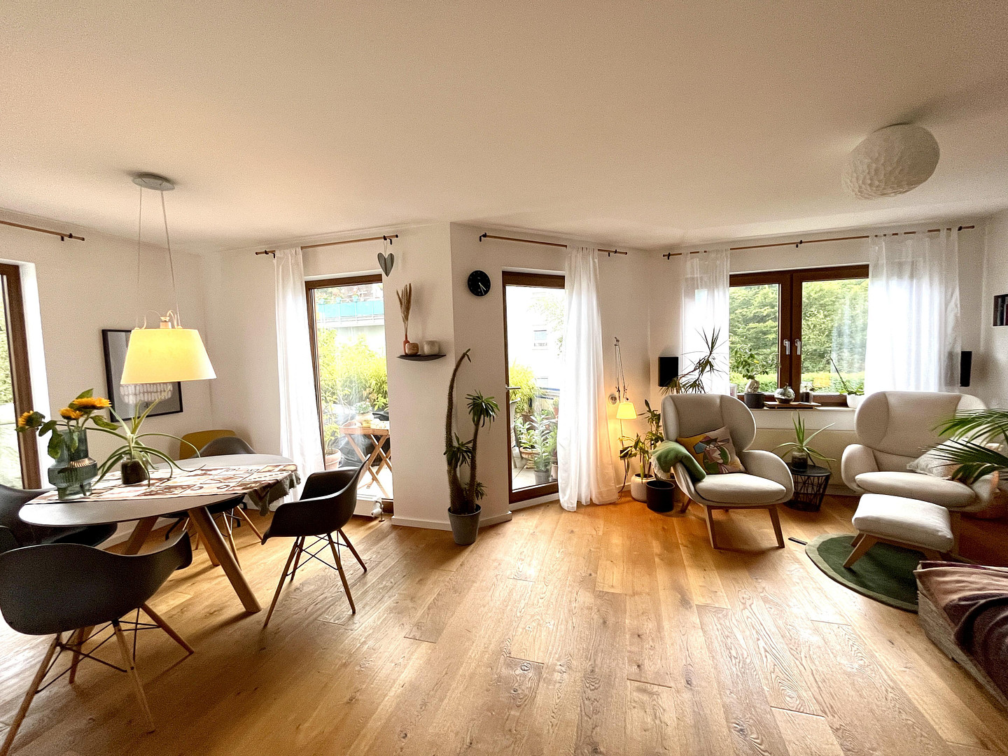 Helle 3,5-Zimmer-Wohnung mit großem Sonnenbalkon in ruhiger Sackgassenlage – August-Kayser-Straße 31, 75175 Pforzheim – Vorschaubild 7