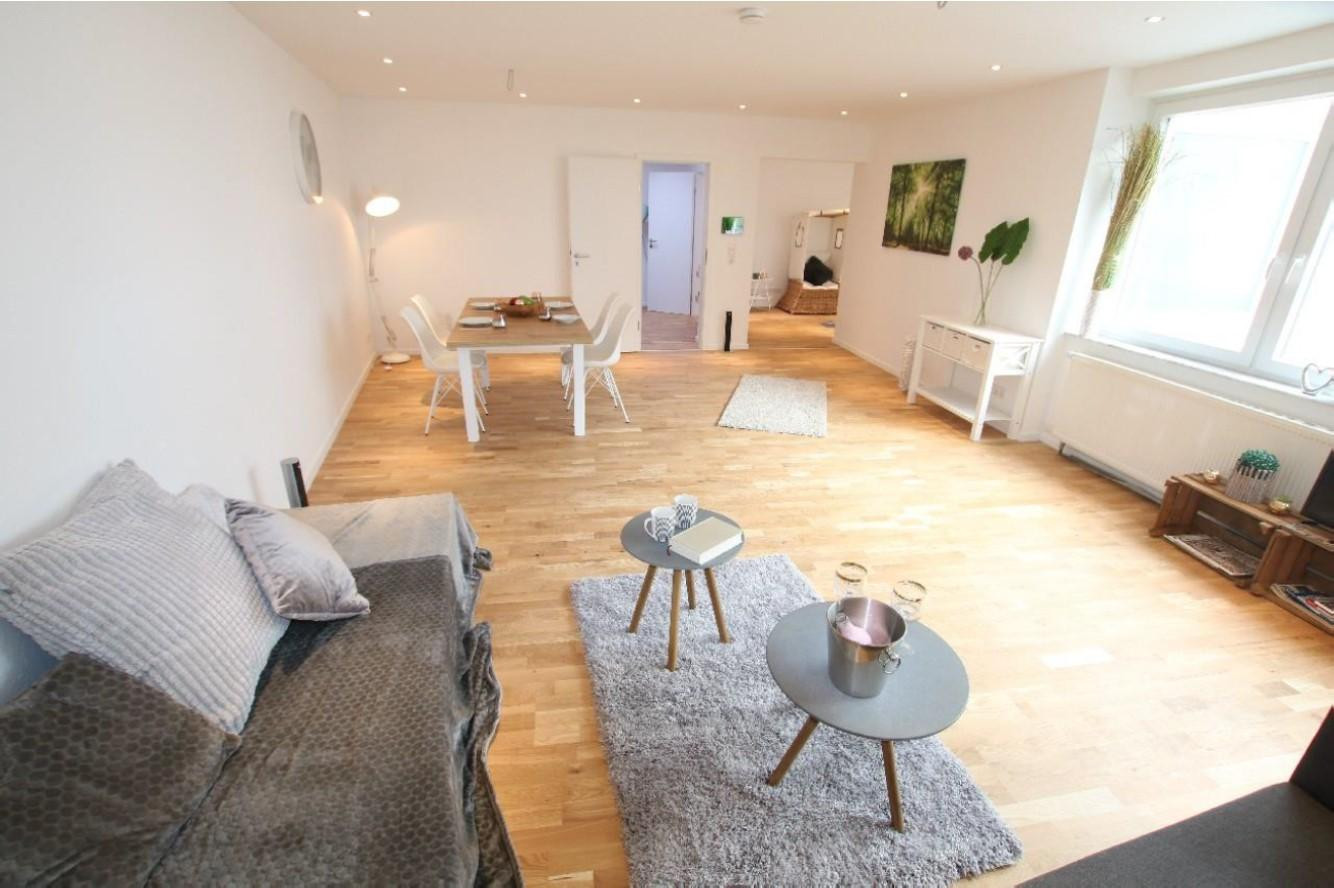 Große Etagenwohnung mit Garage und großer Dachterasse zentral in Koblenz Lützel – Straßburger Straße 3a, 56070 Koblenz – Vorschaubild 2