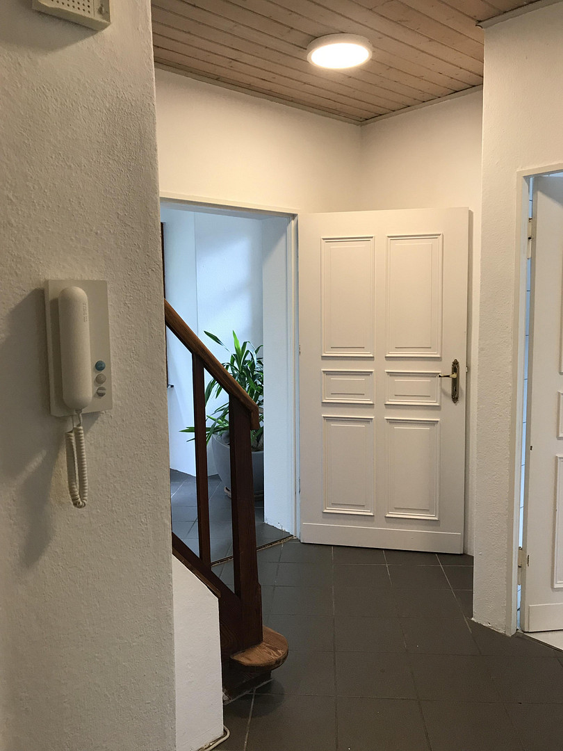 Freistehendes Einfamilienhaus mit Photovoltaikanlage auf sonnigem Grundstück in Berlin-Wittenau – 13403 Berlin(Wittenau) – Vorschaubild 7