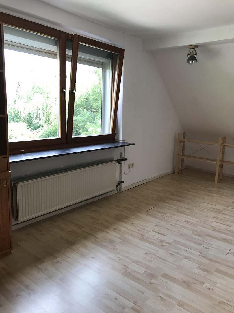 Freistehendes Einfamilienhaus mit Photovoltaikanlage auf sonnigem Grundstück in Berlin-Wittenau – 13403 Berlin(Wittenau) – Vorschaubild 16