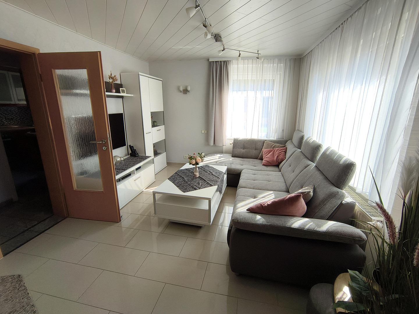 top Haus für zwei Familien, ruhige Lage, super Garten und Pool......Provisionsfrei – Leipzig(Thekla) – Vorschaubild 6