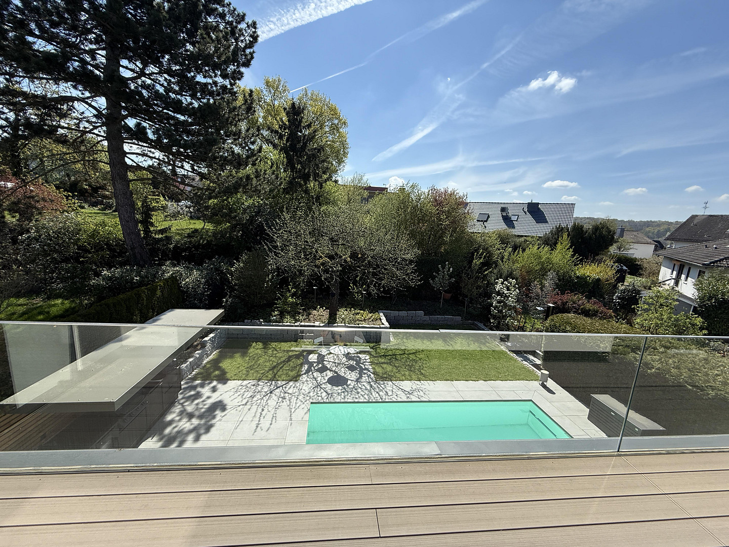 Exklusives Wohnen bei Frankfurt | Pool · Klima · Heimkino · KNX