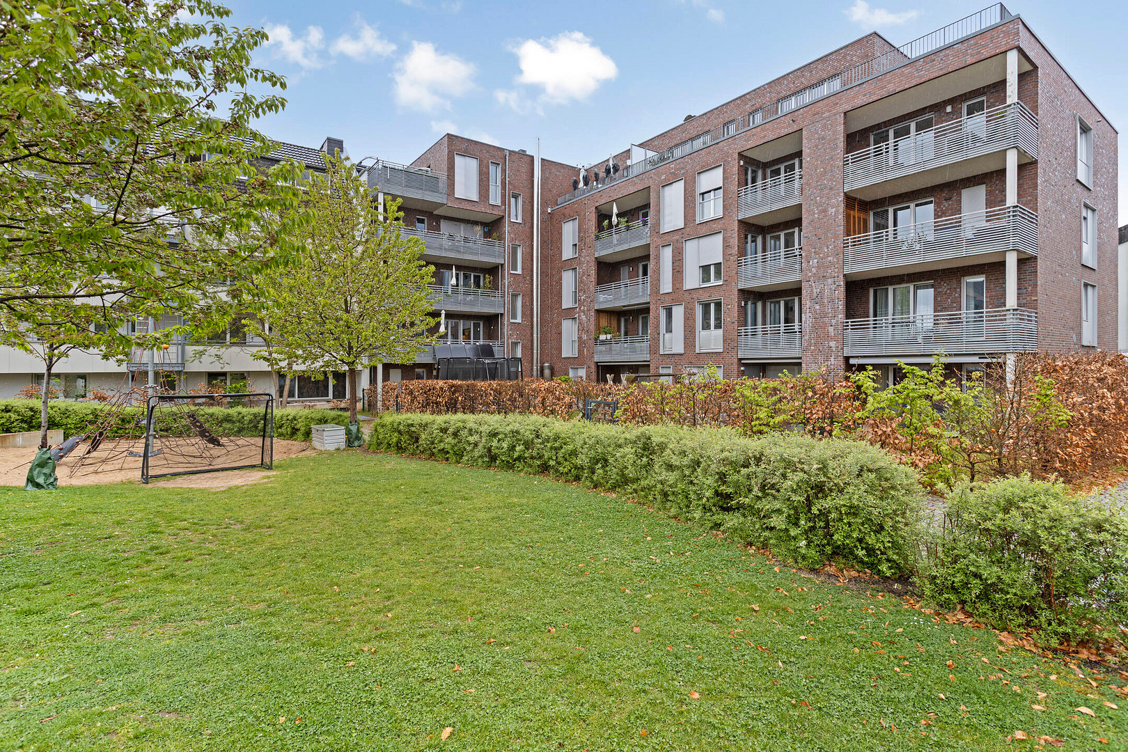 Drei-Zimmer-Gartenwohnung mit Einbauküche in hochwertiger Wohnanlage / Erstbezug nach Sanierung – Ulenbergstraße 1, 40223 Düsseldorf(Bilk) – Vorschaubild 10