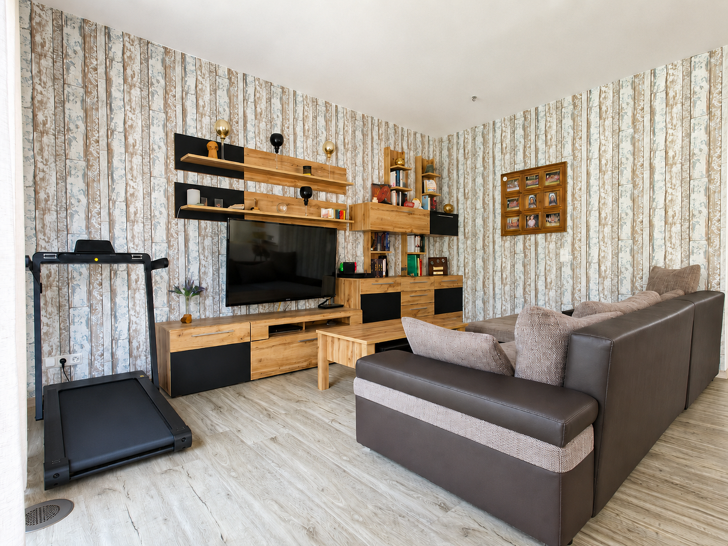 Modernes 217-m²-Familienhaus mit 8 Zimmern, PV-Speicher, Wallbox, Solar & großem Garten – Reisbach(Oberhausen) – Vorschaubild 15