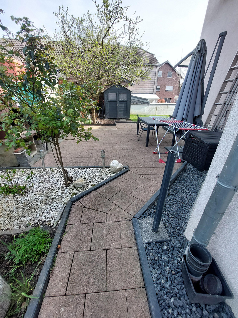 Einfamilienhaus mit Wintergarten ;Terrasse; Garten und Garage.  !!(Preis Verhandelbar) – Offermannsstr 9, 52499 Baesweiler(Setterich) – Vorschaubild 39