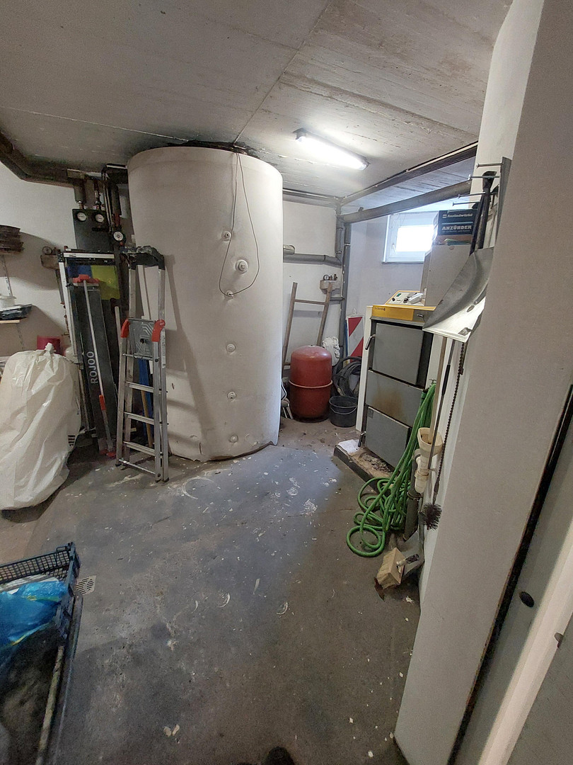 Einfamilienhaus mit Wintergarten ;Terrasse; Garten und Garage.  !!(Preis Verhandelbar) – Offermannsstr 9, 52499 Baesweiler(Setterich) – Vorschaubild 31