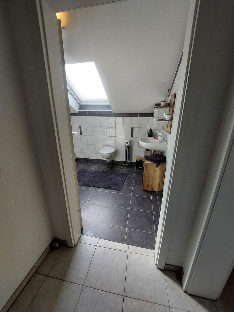 Einfamilienhaus mit Wintergarten ;Terrasse; Garten und Garage.  !!(Preis Verhandelbar) – Offermannsstr 9, 52499 Baesweiler(Setterich) – Vorschaubild 15