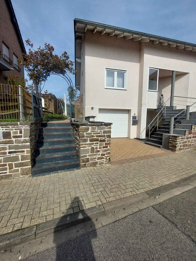 Einfamilienhaus mit Wintergarten ;Terrasse; Garten und Garage.  !!(Preis Verhandelbar) – Offermannsstr 9, 52499 Baesweiler(Setterich) – Vorschaubild 36