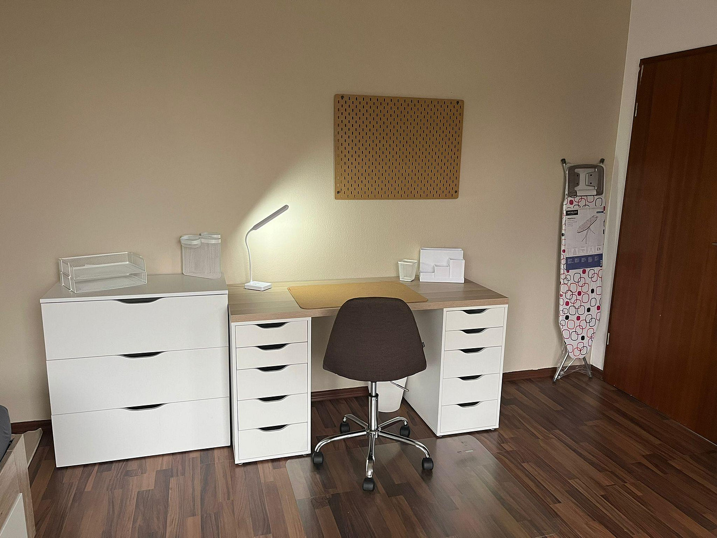 Voll möblierte schöne & helle 3 Zimmer Homeoffice Wohnung in ruhiger Lage nahe S-Bahn Grünau – Am Falkenberg 106, 12524 Berlin(Altglienicke) – Vorschaubild 13