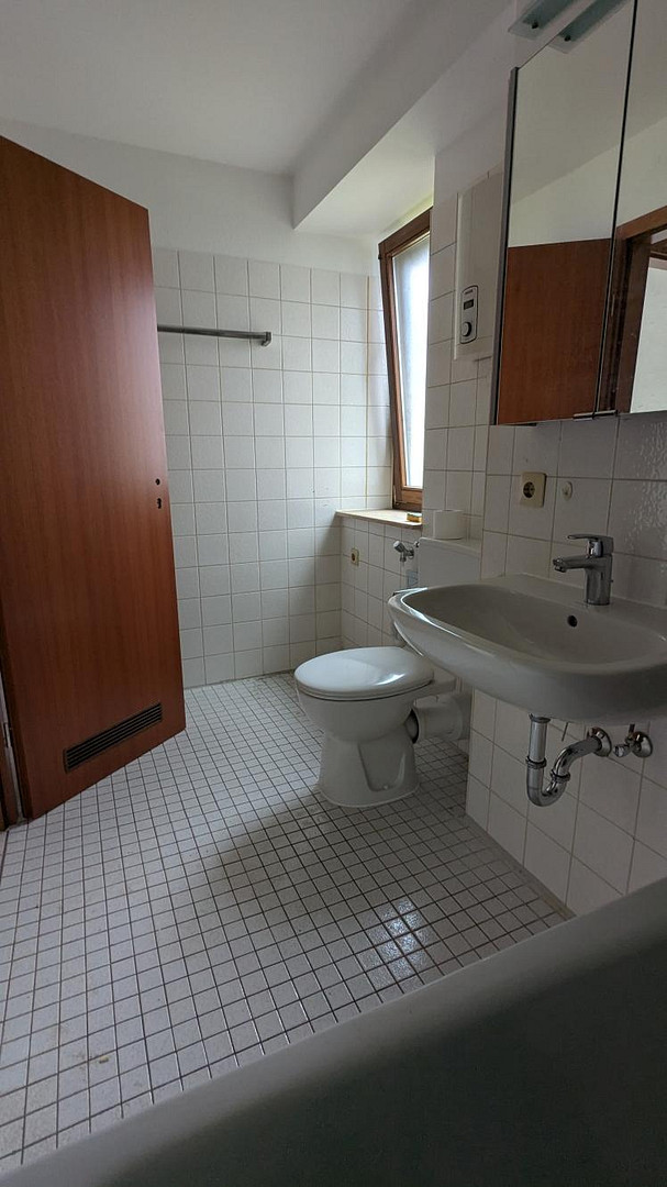 Großzügige 1-Zimmer-EG-Wohnung mit Terrasse und EBK in Stuttgart, S-Bahn 5 Minuten – Rosmarinweg 95, 70374 Stuttgart-Sommerrain(Sommerrain) – Vorschaubild 5