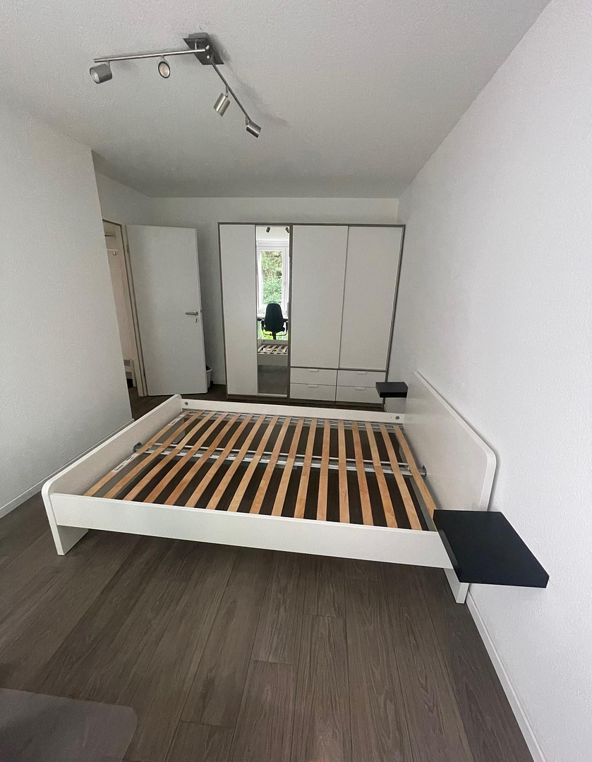 Sehr schöne 2-Zi. Whg. mit Blick auf den Aachener Stadtpark, inkl. Mobiliar & EBK – Passstraße 117, 52070 Aachen – Vorschaubild 5