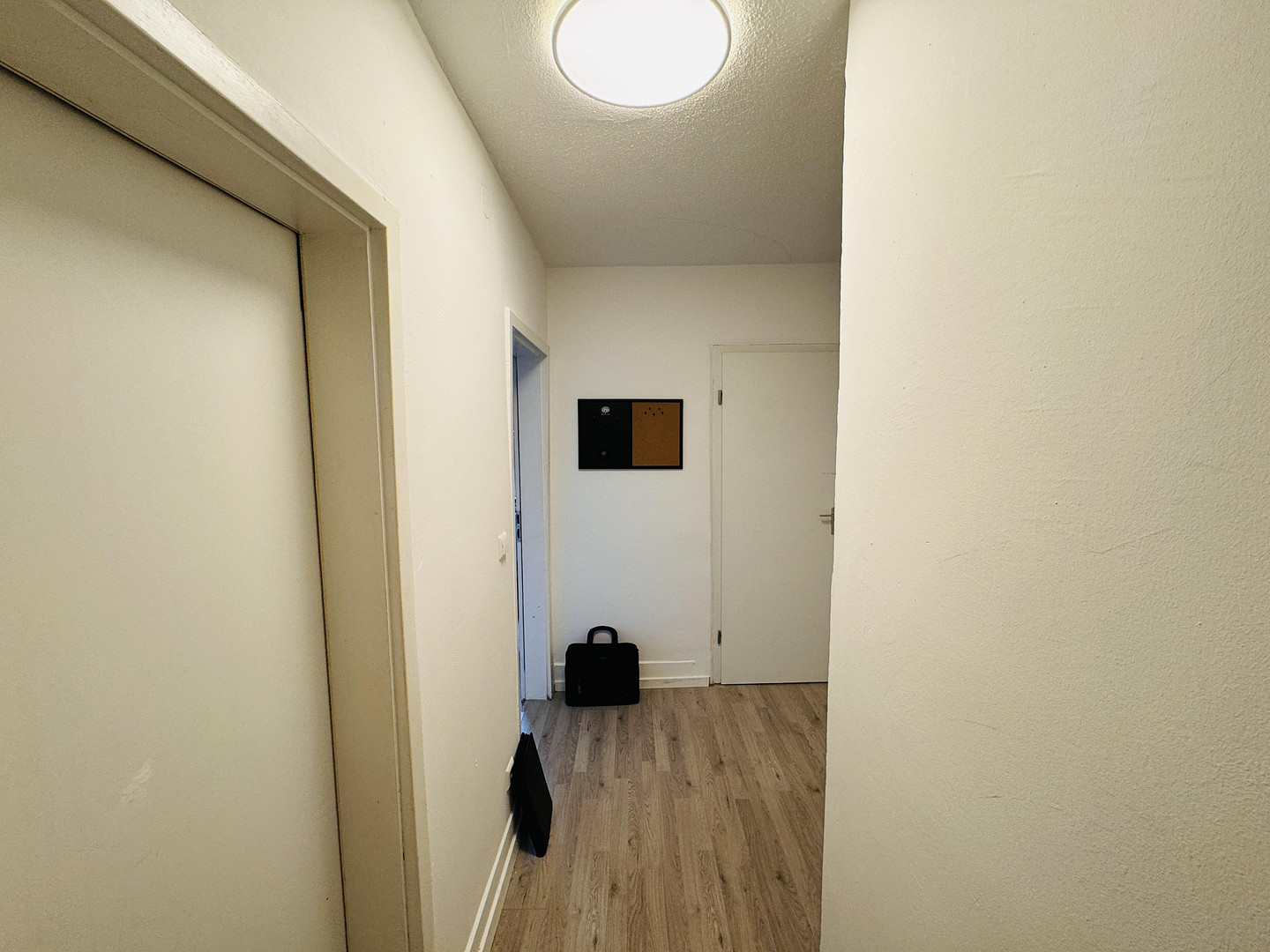 8% Bruttorendite in Stuttgart! Vollvermietetes 5-Zimmer-WG-Investment mit Top-Cashflow – Stuttgart(Bad Cannstatt) – Vorschaubild 5