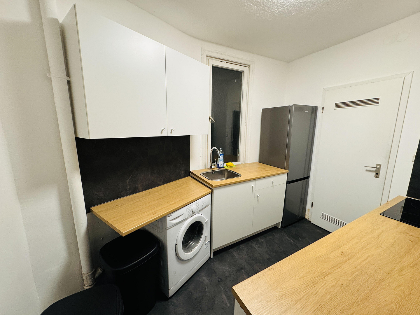 8% Bruttorendite in Stuttgart! Vollvermietetes 5-Zimmer-WG-Investment mit Top-Cashflow – Stuttgart(Bad Cannstatt) – Vorschaubild 2