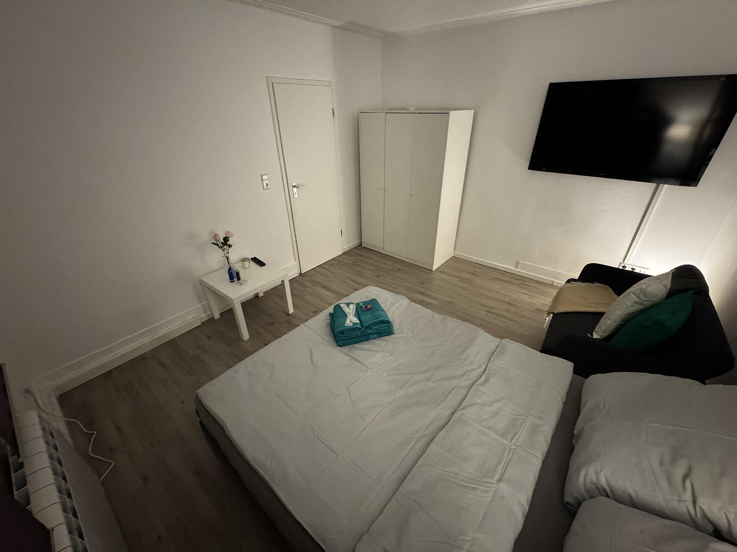 8% Bruttorendite in Stuttgart! Vollvermietetes 5-Zimmer-WG-Investment mit Top-Cashflow – Stuttgart(Bad Cannstatt) – Vorschaubild 7