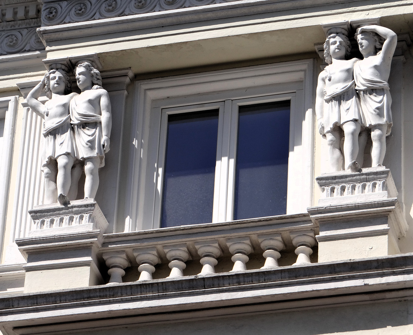 ZWEI WOHNUNGEN IN SCHÖNEM ALTBREMER HAUS in ruhiger Lage im Fesenfeldviertel - provisionsfrei - – Östliche Vorstadt - Fesenfeld(Östliche Vorstadt) – Vorschaubild 2