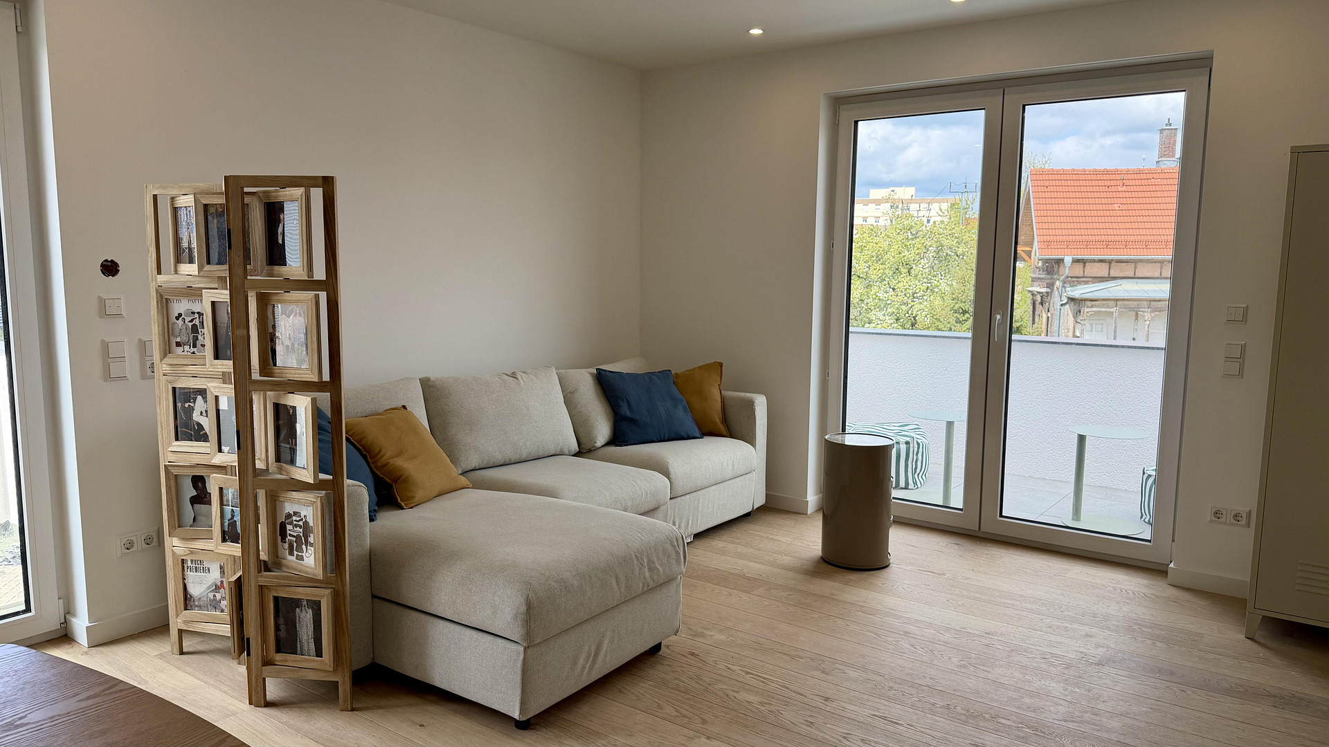 Kernsanierte 2-Zimmer Wohnung bei der Outletcity 3 % Neubau AfA + KfW-Förderkredit – Ulmer Straße 98/1, 72555 Metzingen – Vorschaubild 4