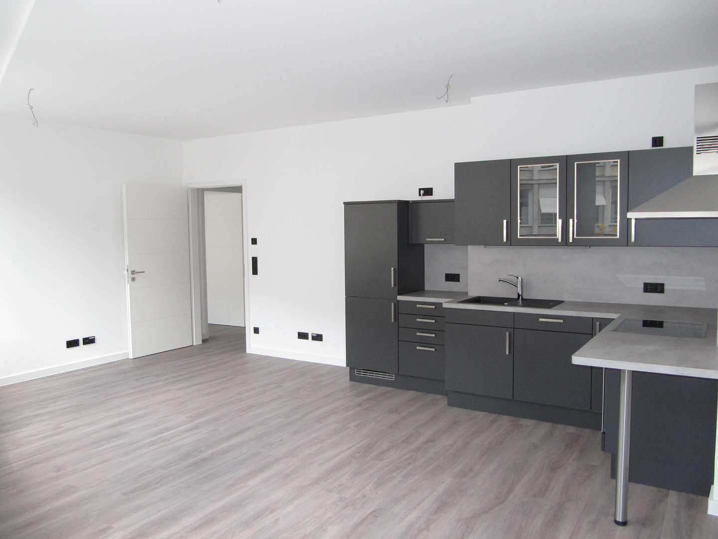 Lübeck Innenstadt (Altstadtinsel) Moderne 2 Zimmer-Komfort-Wohnung im Herzen von Lübeck – Breite Str. 45, 23552 Lübeck(Innenstadt) – Vorschaubild 2