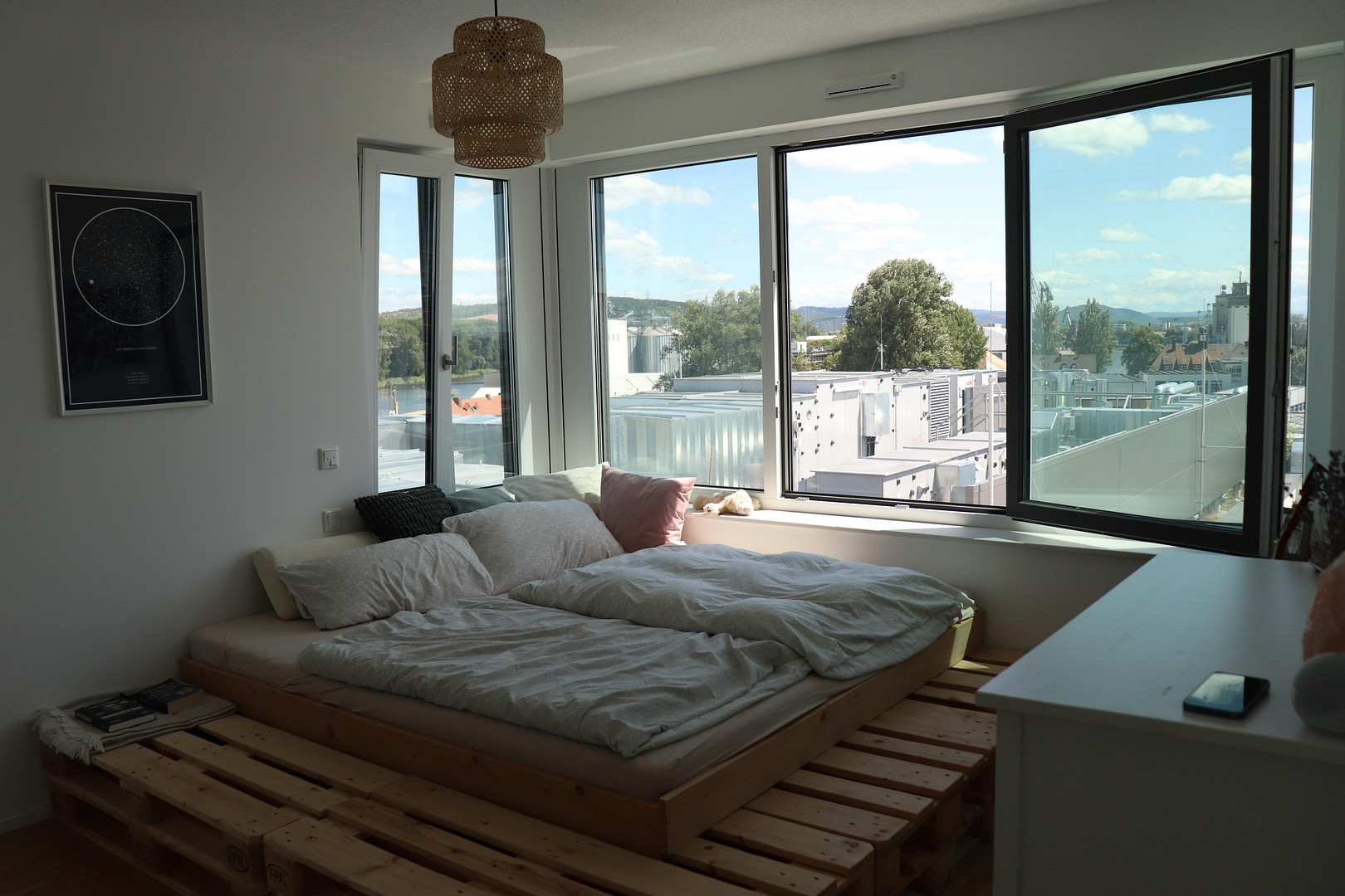 Urbanes Wohnen mit Highlight-Dachterrasse: Stilvolles 2-Zi.-Apartment im beliebten Hanna-Carré HC28 – Johanna-Dachs-Str. 36, 93055 Regensburg(Ostenviertel) – Vorschaubild 8