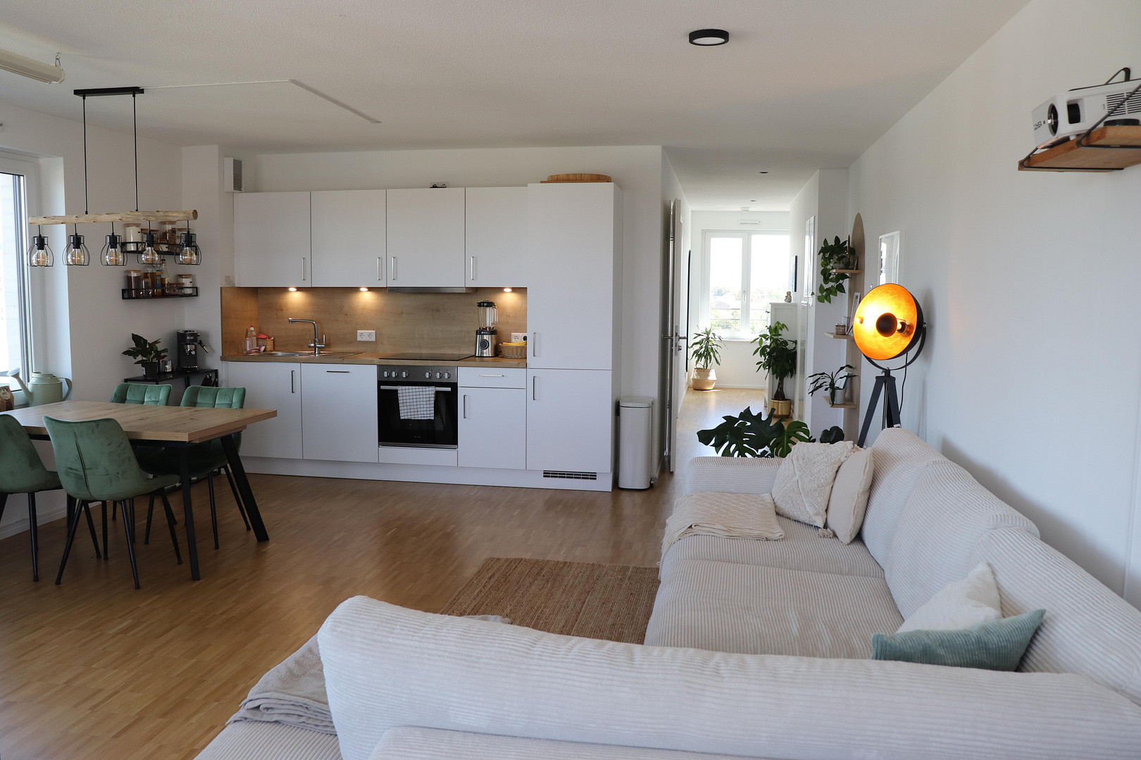 Urbanes Wohnen mit Highlight-Dachterrasse: Stilvolles 2-Zi.-Apartment im beliebten Hanna-Carré HC28 – Johanna-Dachs-Str. 36, 93055 Regensburg(Ostenviertel) – Vorschaubild 5