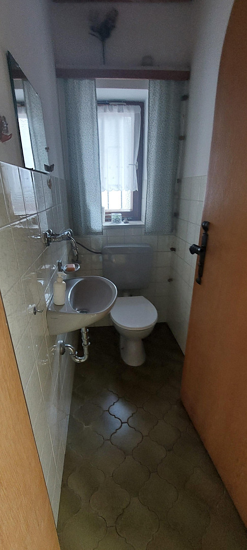Viel Platz von Privat - großes EFH mit 8 Zimmern – Grafinger Str. 40, 85567 Grafing(Straußdorf) – Vorschaubild 12