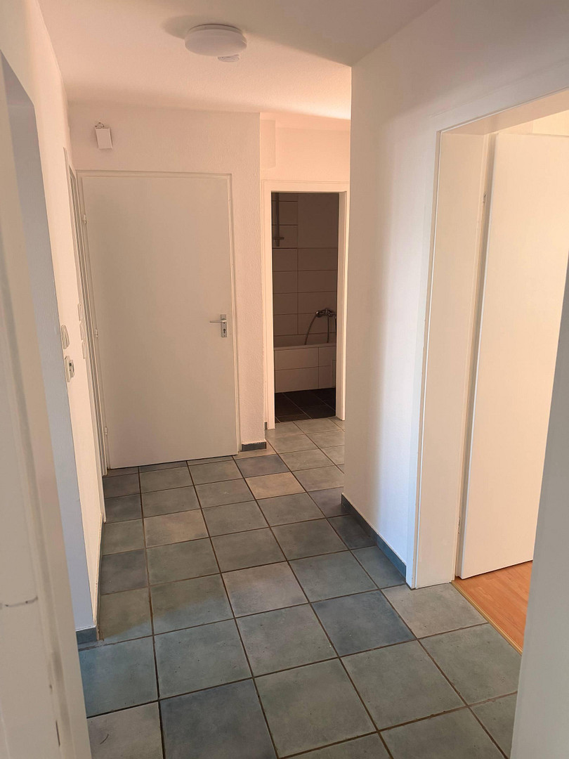 Vielseitiges Mehrfamilienhaus in Top-Lage von Stuttgart-Büsnau! Sofort bezugsfrei & provisionsfrei! – 70569 Stuttgart(Büsnau) – Vorschaubild 5