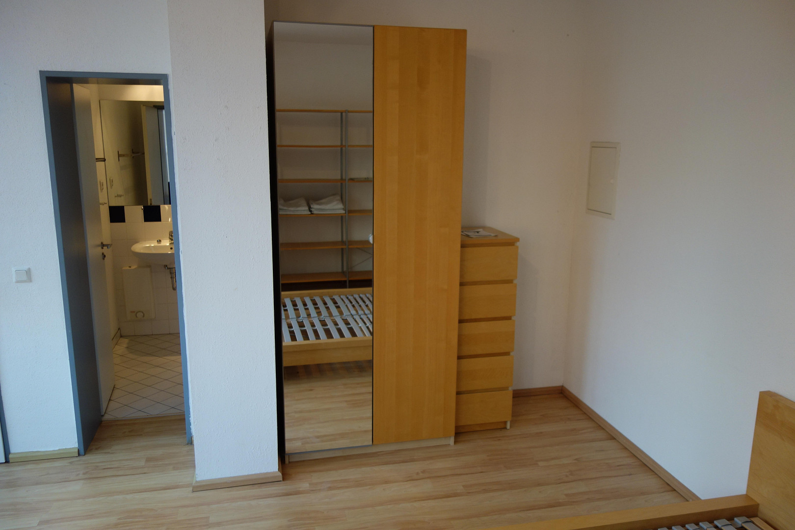 Zimmer für Studenten nahe TU Braunschweig; ca. 25m²; eigenes Bad – Braunschweig – Vorschaubild 5