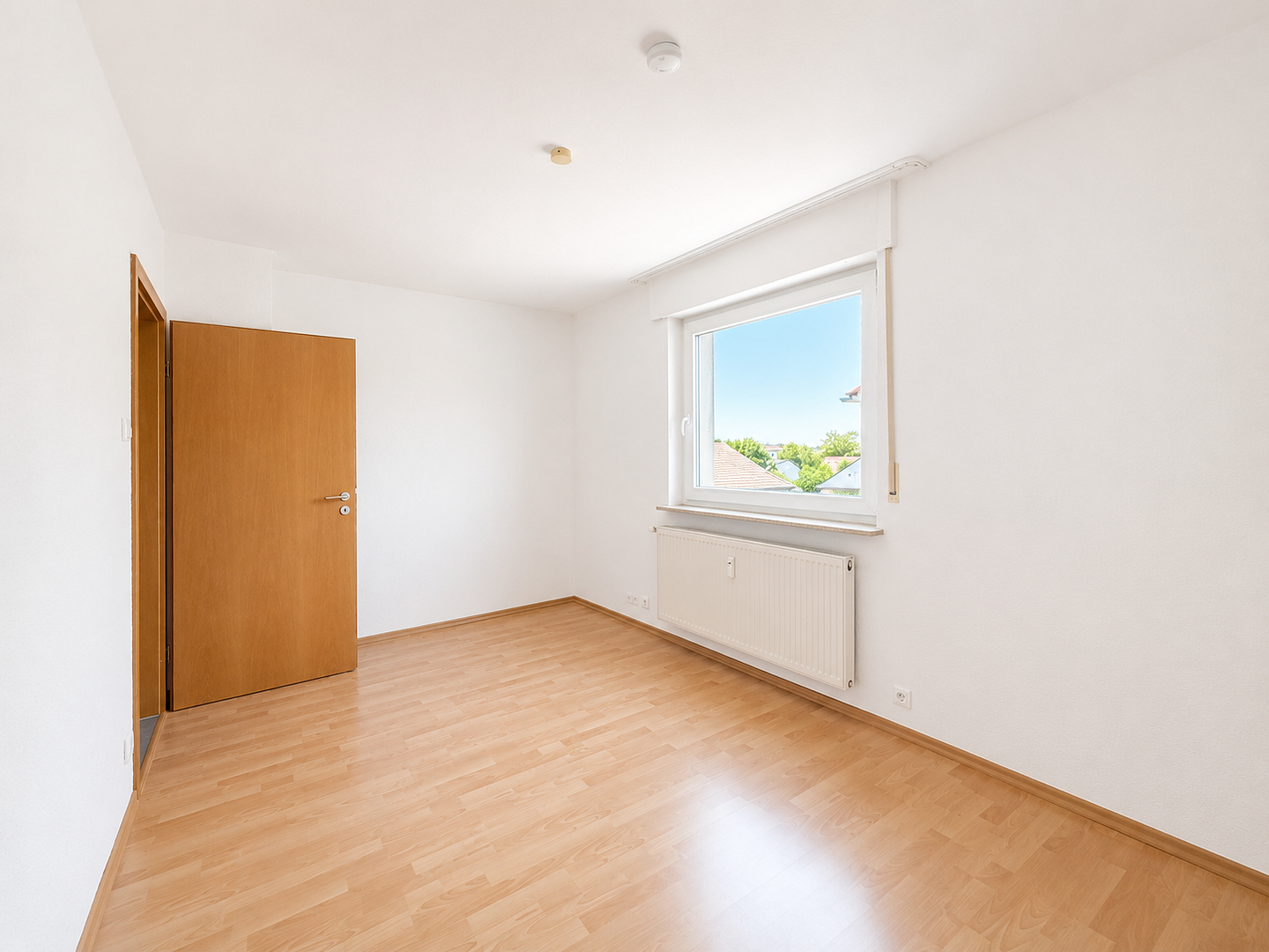 Salach/ab sofort: 3-ZKB-Whg. im 1. OG in 3FH, ruhig, zentral, gepflegt, Garten, Garage – 73084 Salach – Vorschaubild 6