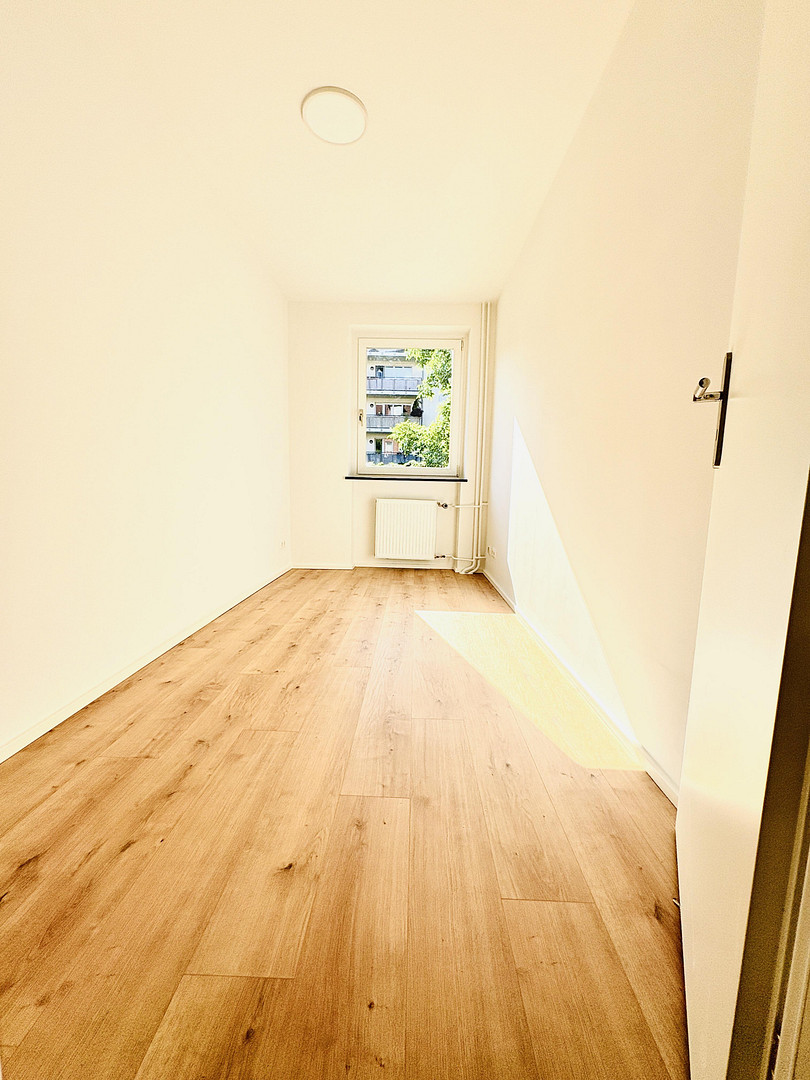 Wohnen wie im eigenen Haus – renovierte 3 -Zimmer Wohnung mit großer Terrasse & Garten – Sollkehre 14, 22179 Hamburg Bramfeld(Bramfeld) – Vorschaubild 5